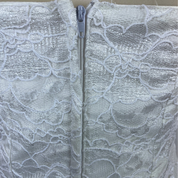 Midnight Glo Women’s White Strapless Lace Cocktail Dress With Ruffle Hem Sz 6