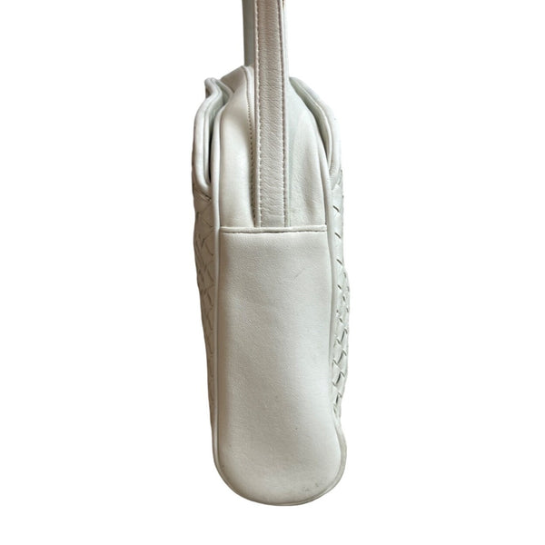 Bloomingdale’s Women's White Leather Woven Crossbody Bag Sz M