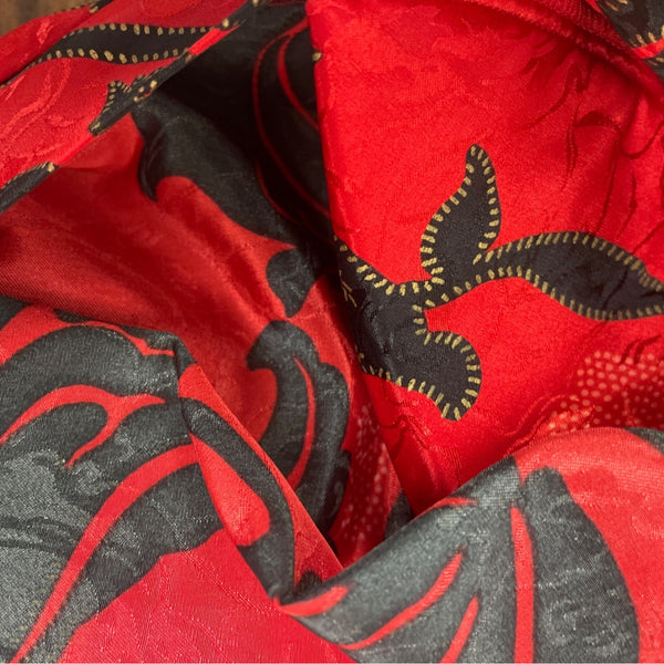 Expressions Women’s Red & Black Floral Jacquard Robe With Belt Long Length Sz M