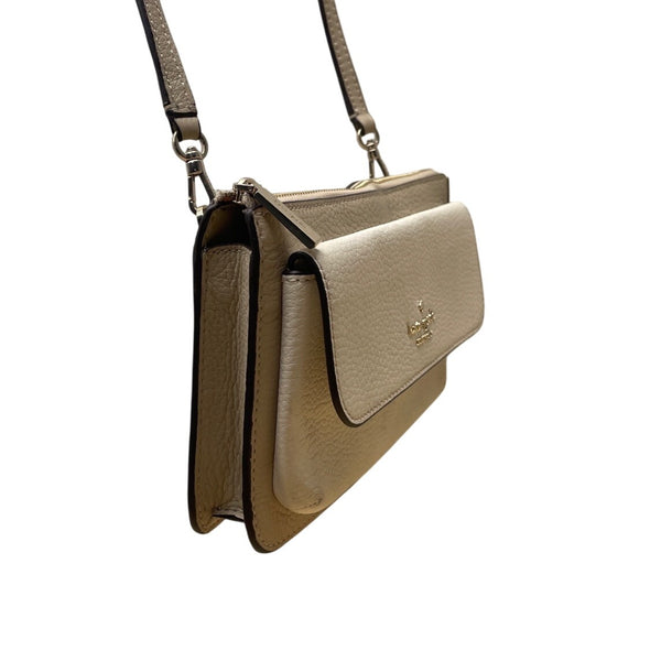 Kate Spade Beige & White Pebbled Leather Front Pocket Leila Crossbody Bag Sz S