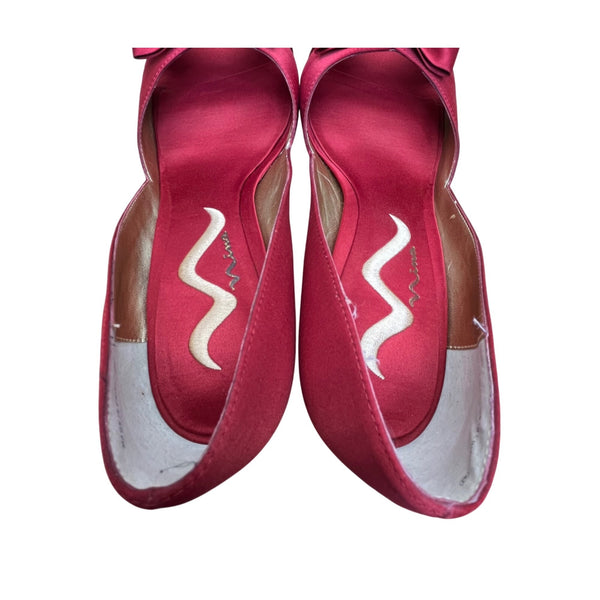Nina Women’s Red Satin Bow Accent Leather Sole Open Toe Heels Size 8.5M