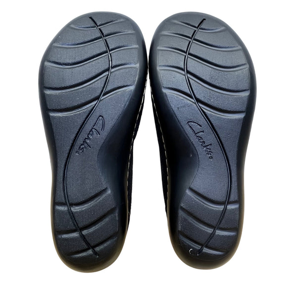 Clarks Black Scales Design Slip-On Bow Detail Cushion Soft Loafers Sz 9XW