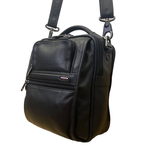 Tumi Men’s Black Leather Adjustable Strap Multiple Zip Pockets Crossbody Bag