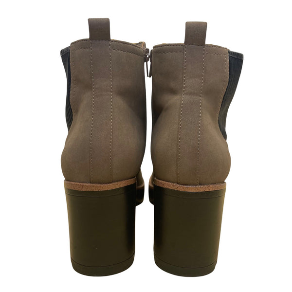 Naturalizer Women’s Taupe Chelsea Block Heel Madalynngore Ankle Boots Size 10M