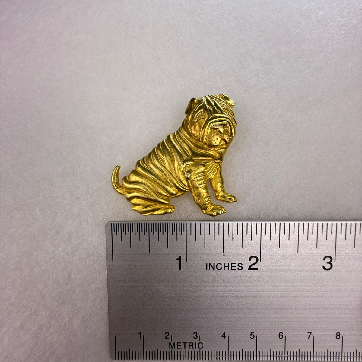 Gold Tone Dog Brooch Pin Shar-Pei Wrinkled Design Vintage Animal Jewelry
