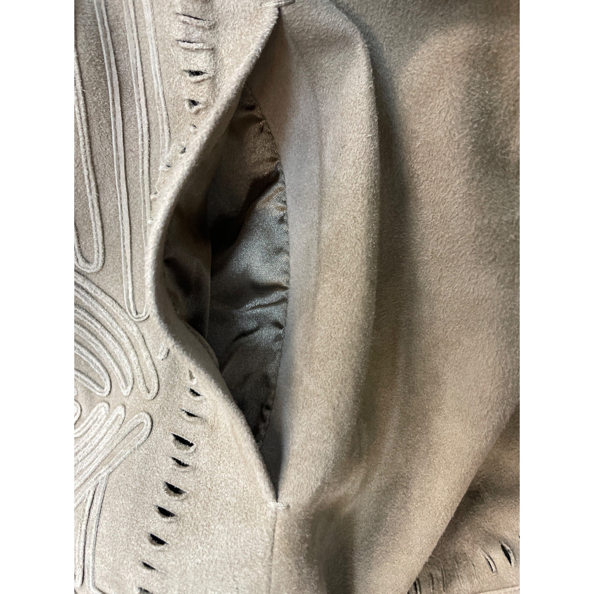 Elie Tahari Women's Brown Suede Leather Tribal Design Long Sleeve Coat Sz M