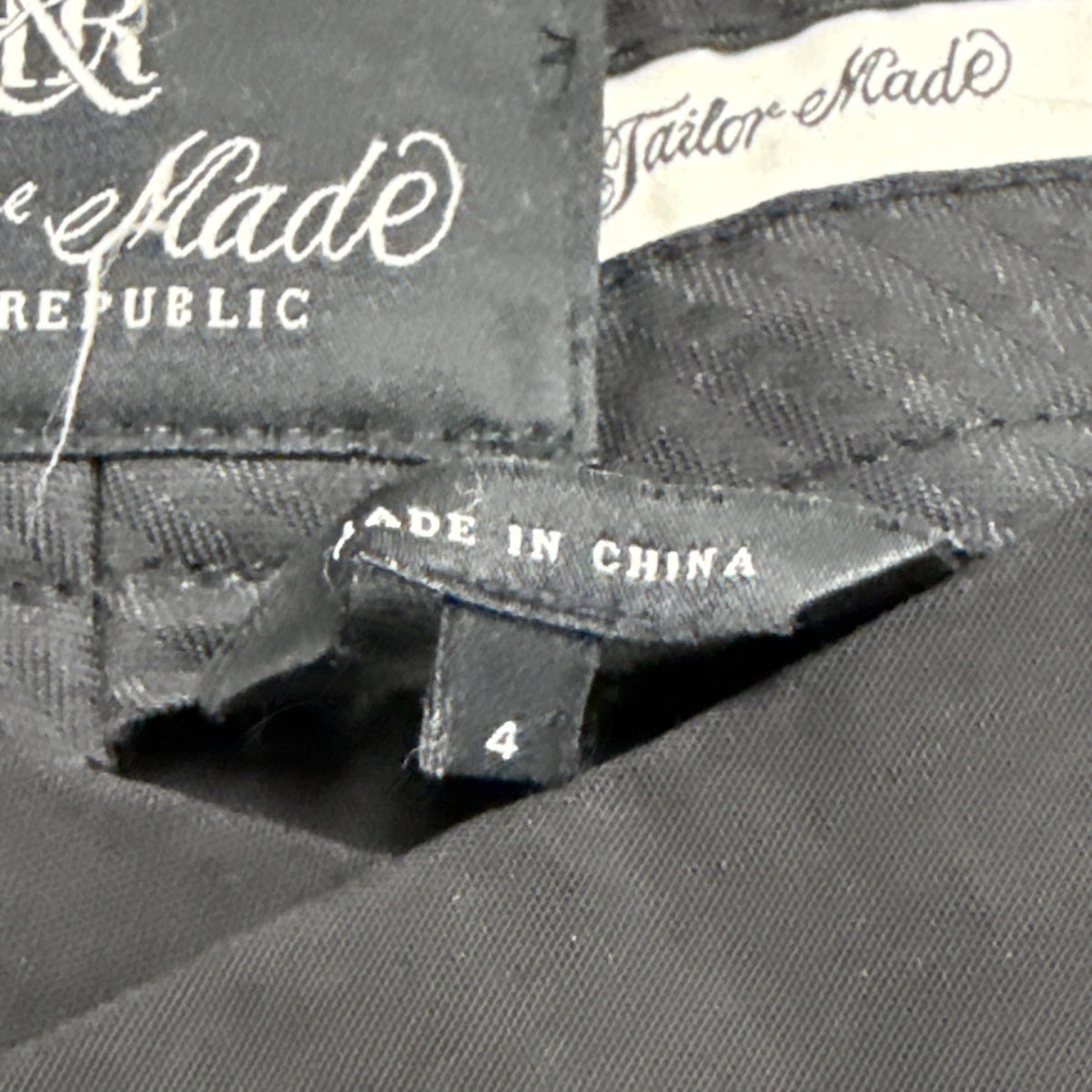 Rock & Republic Women’s Black Viscose/Wool Blend Straight-Leg Pants Size 4