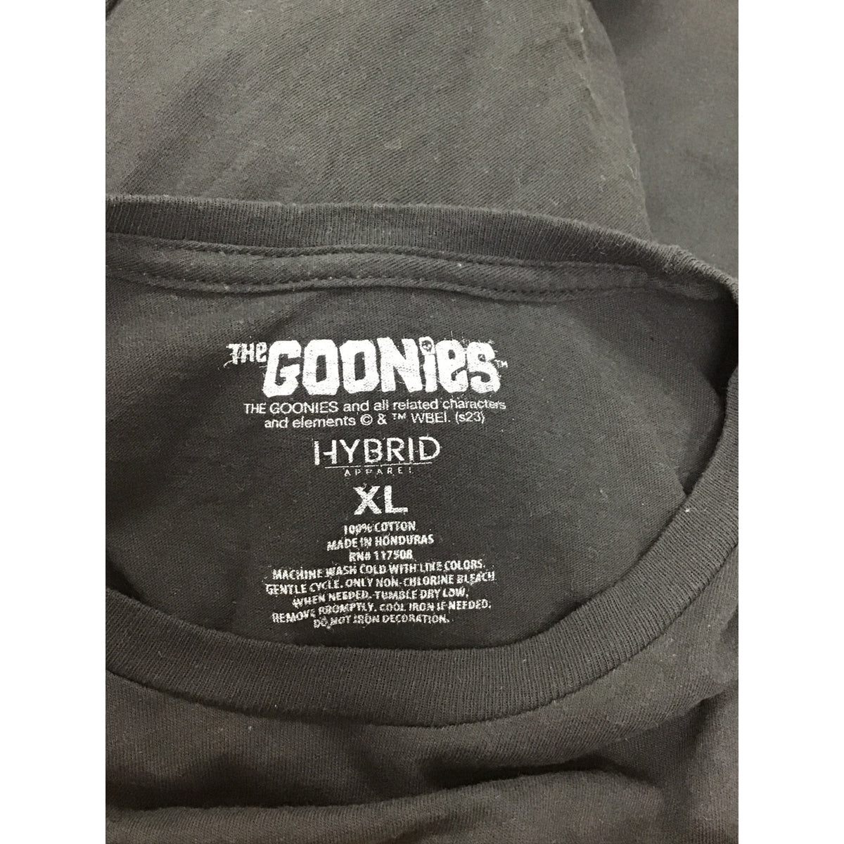 The Goonies Mens Black Graphic Cotton T-Shirt Skull Map Design XL Casual Tee