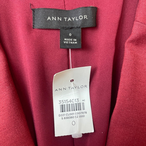 Ann Taylor Women's Red Blazer with Notched Lapel Sz 0 (EUR 28) - NWT