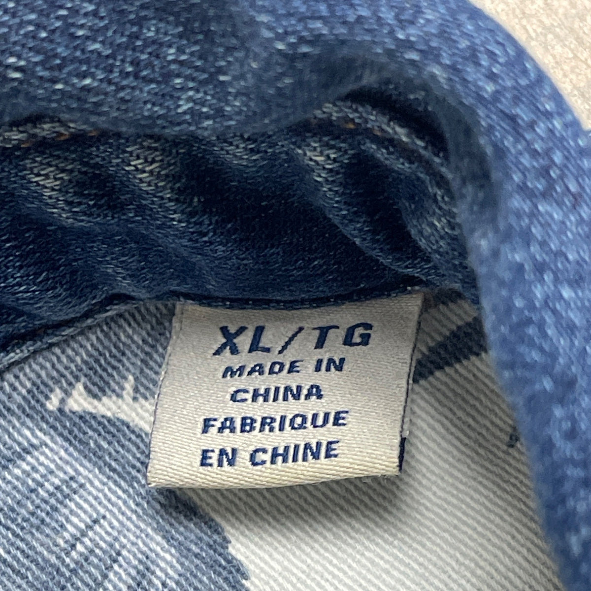 Tommy Bahama Denim Jacket Women’s Blue Button Front Long Sleeve Casual Sz XL