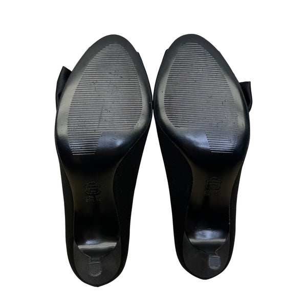 Kelly & Katie Women’s Black Fabric With Bow Accent Peep-Toe Pumps Size 8M
