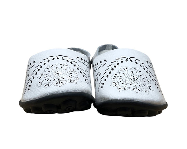 Women’s White Faux Leather Cut Out Floral Design Black Soles Slip-On Shoes Sz 37