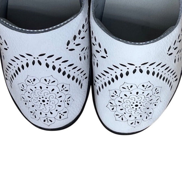Women’s White Faux Leather Cut Out Floral Design Black Soles Slip-On Shoes Sz 37
