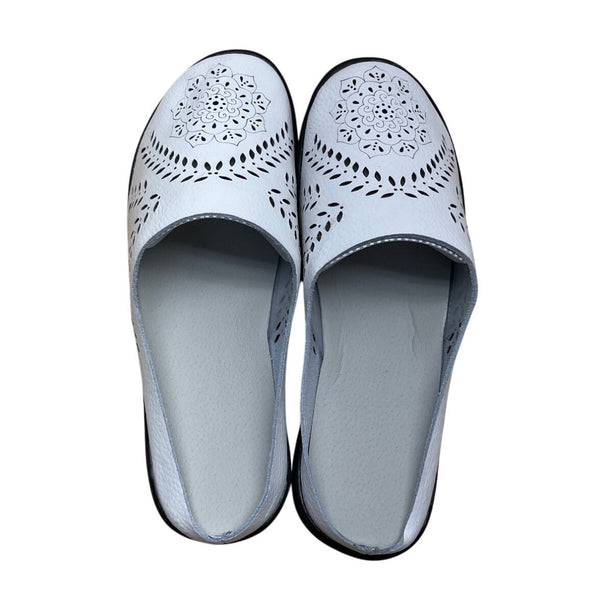 Women’s White Faux Leather Cut Out Floral Design Black Soles Slip-On Shoes Sz 37