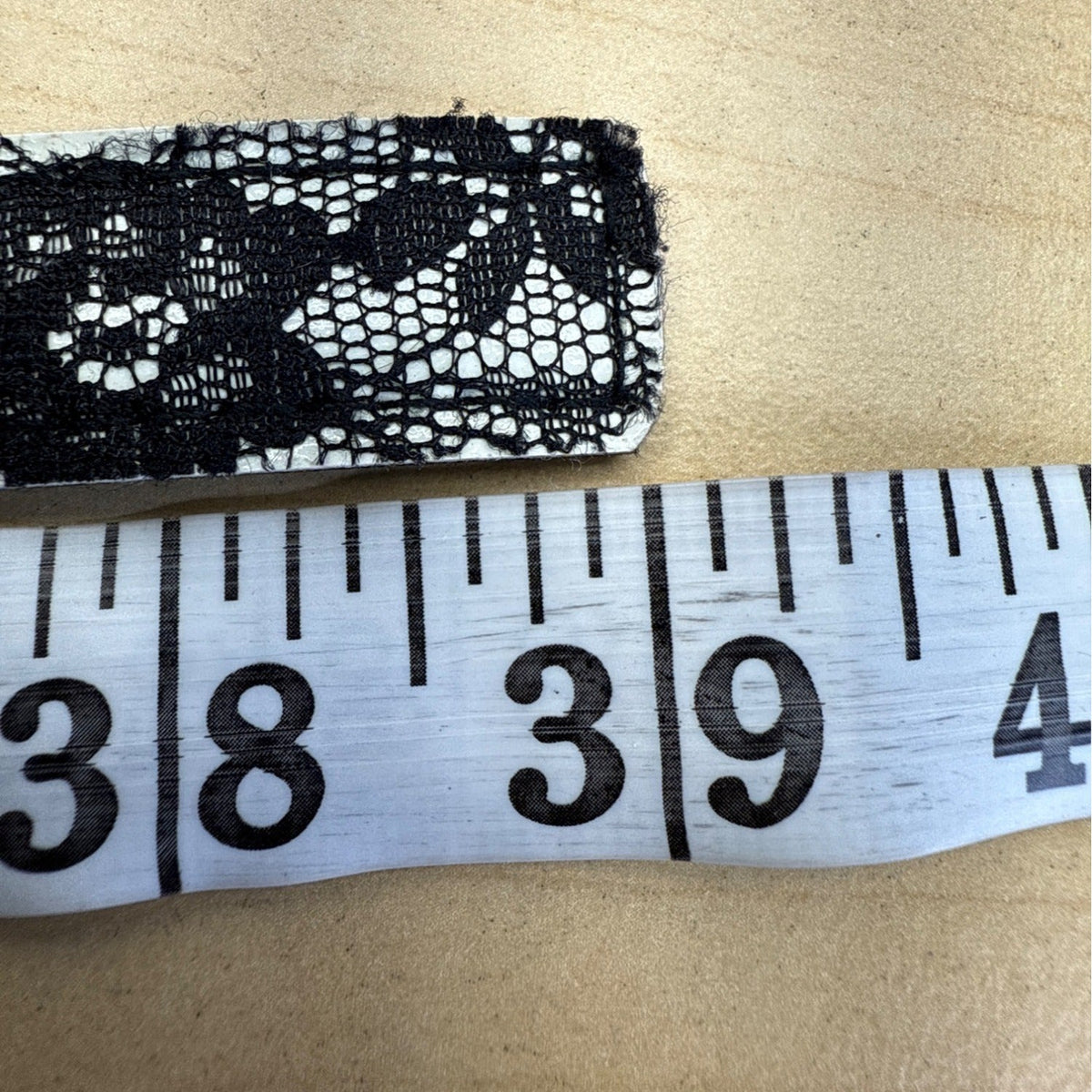 Black & White Lace Belt With Silver Buckle Size 5