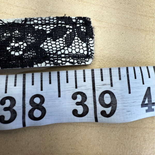 Black & White Lace Belt With Silver Buckle Size 5