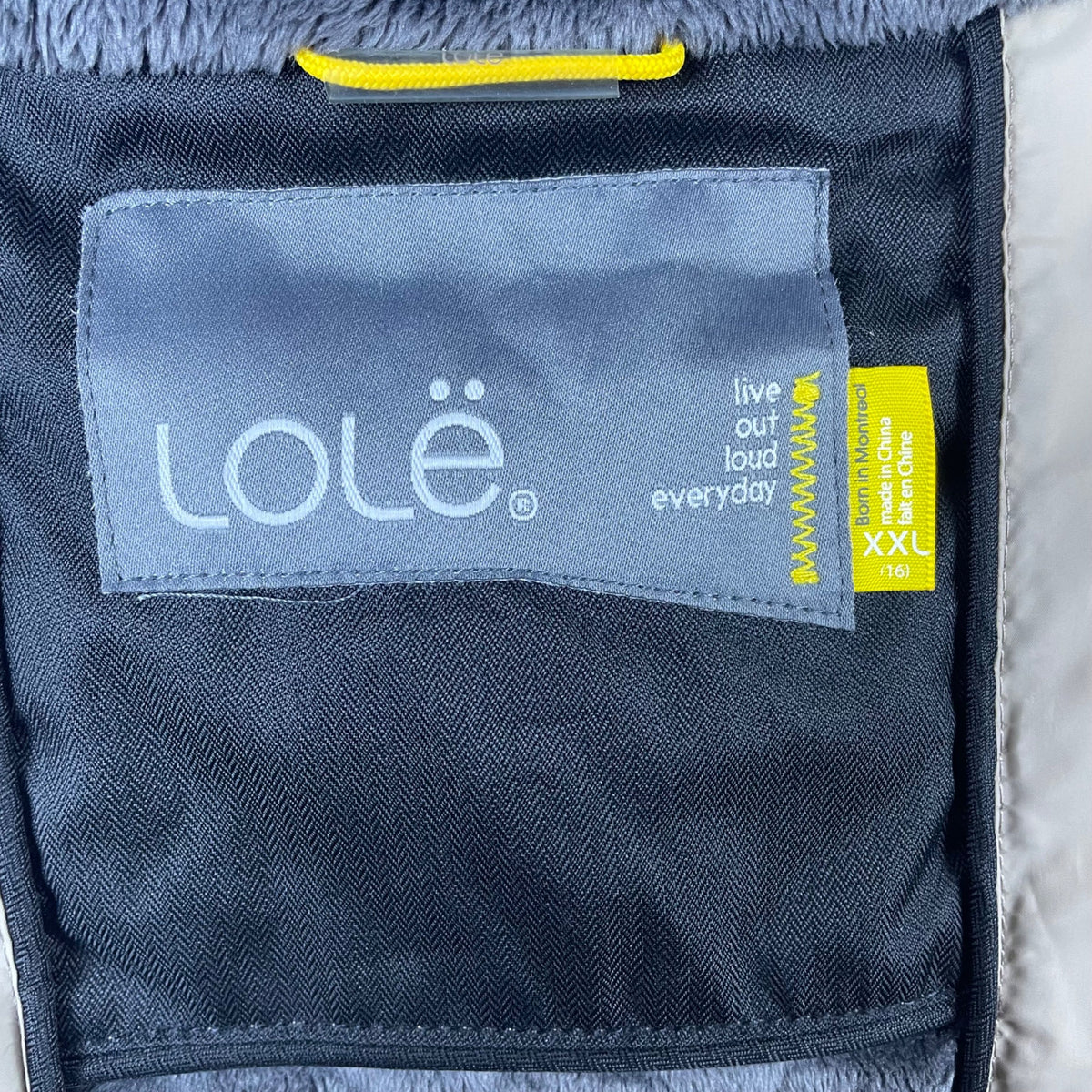 Lolë Women's Black Hooded Jacket Stylish Winter Outerwear Fully Lined Size XXL