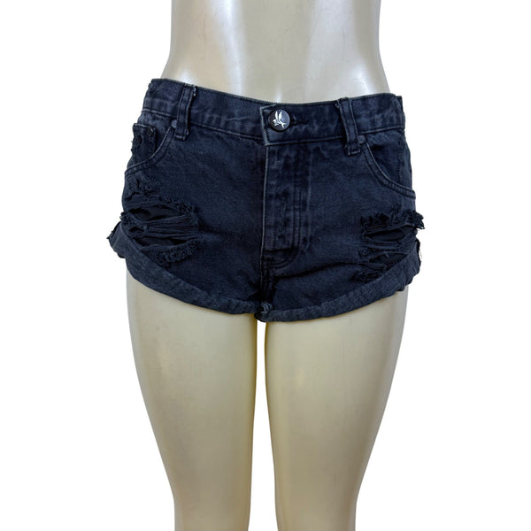 One Women's Black Distressed High-Rise Jean Shorts Relaxed Bandits Fit Size 28