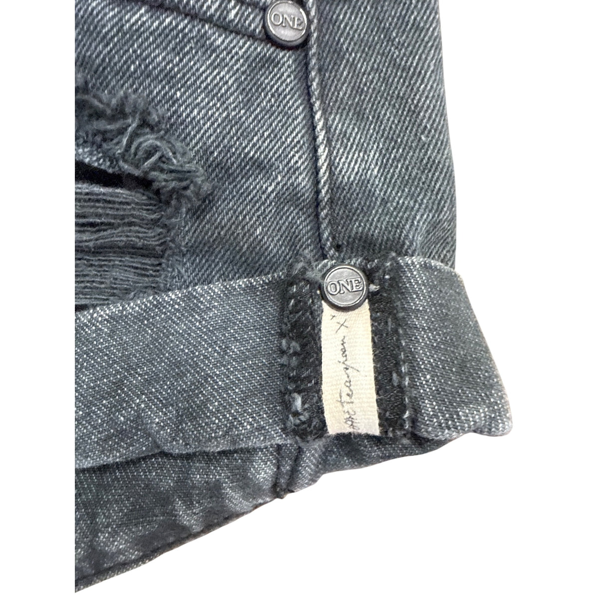 One Women's Black Distressed High-Rise Jean Shorts Relaxed Bandits Fit Size 28