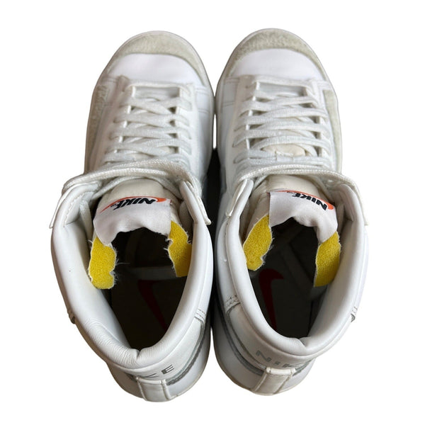 Nike Blazer '77 Essential Mid White Metallic Silver W Size 9.5