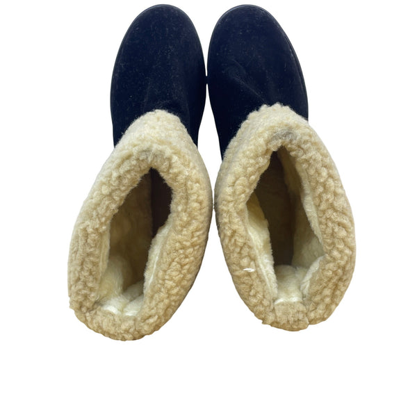 Womens Black Faux Suede Ankle Boots Warm Sherpa Lining & Lug Sole Size 40 Durable Winter