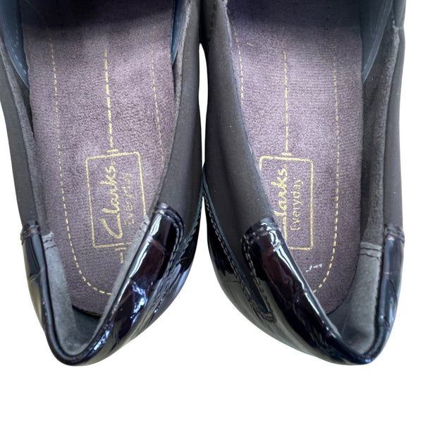 Clarks Womens Brown Crocodile Embossed Patent Accents Slip-On Shoes Size 9M