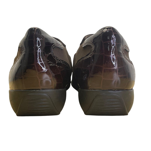Clarks Womens Brown Crocodile Embossed Patent Accents Slip-On Shoes Size 9M