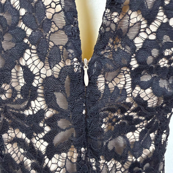 Julia Jordan Black & Nude Women’s Floral Lace Jumpsuit Halter Neck Sz 12
