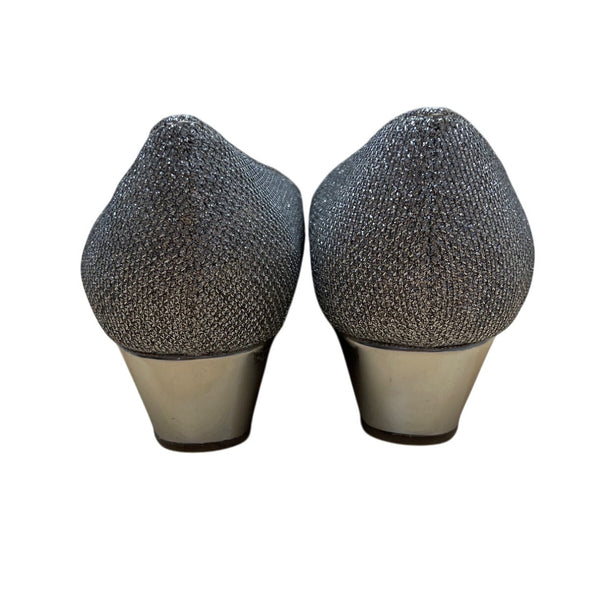 Bandolino Womens Silver Glitter Flexible Peep Toe Wedge Shoes Size 7.5M
