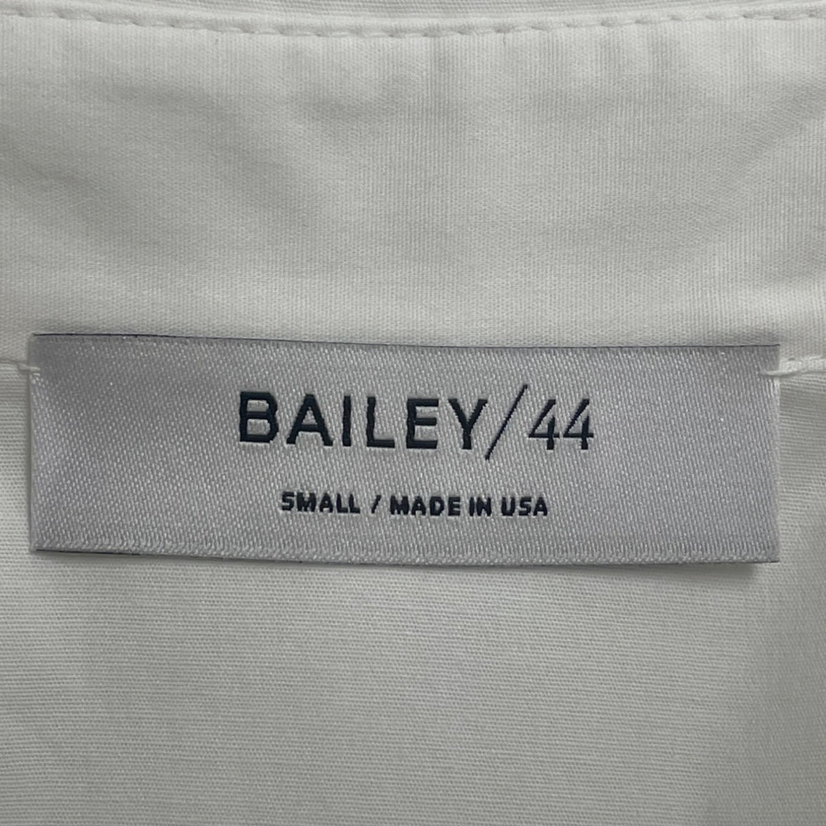 Sleeveless White Twist Front Blouse With Collar By Bailey 44 Size S