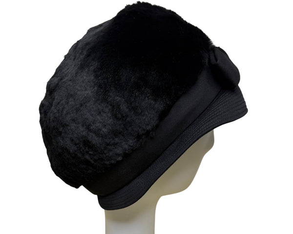 Saks Fifth Avenue 1960s Womens Black Faux Fur Cloche Hat With Bow Red Lining