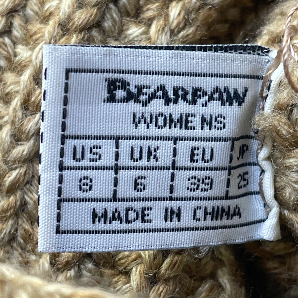 Bearpaw Women’s Brown Knit Sheepskin TPR Outsole Anastasia Tall Boots Sz 8