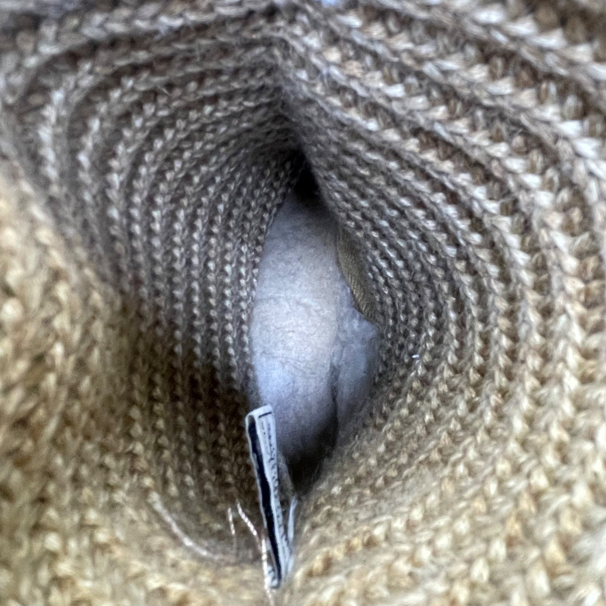 Bearpaw Women’s Brown Knit Sheepskin TPR Outsole Anastasia Tall Boots Sz 8