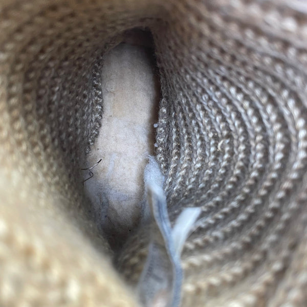 Bearpaw Women’s Brown Knit Sheepskin TPR Outsole Anastasia Tall Boots Sz 8