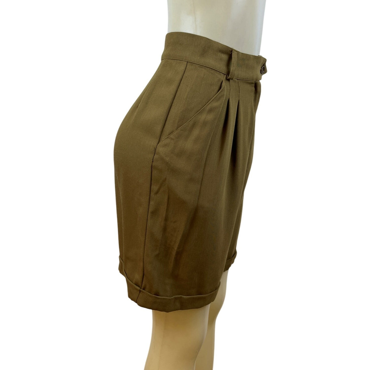 MaxMara High-Waisted Pleated Women’s Brown Shorts Button Zip Closure Sz 4