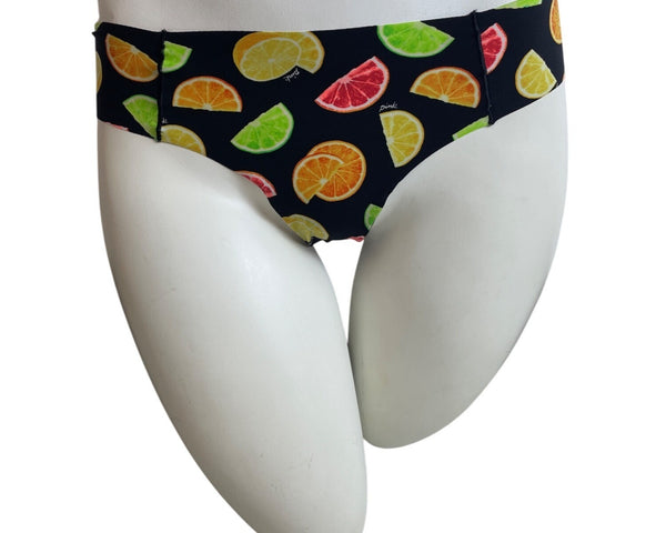 Victoria's Secret Pink Womens Thong Black Fruit Print Underwear Sz M- NEW