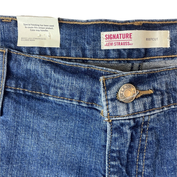 Signature Men's Blue Bootcut Jeans Sz 40x30 - NWT