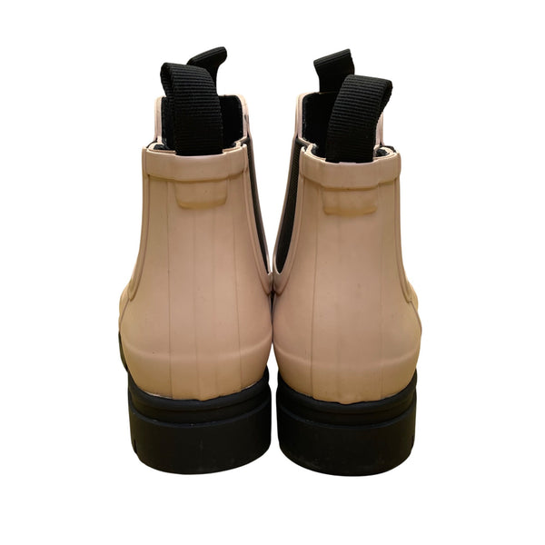 Everlane Women’s Pink & Black Rubber Chelsea Pull-On Lug Sole Ankle Boots Size 8