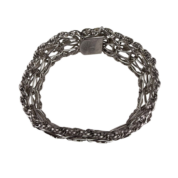 Vintage Sterling Silver Heart Motif Chain Bracelet Intricate Clasp Oval Design