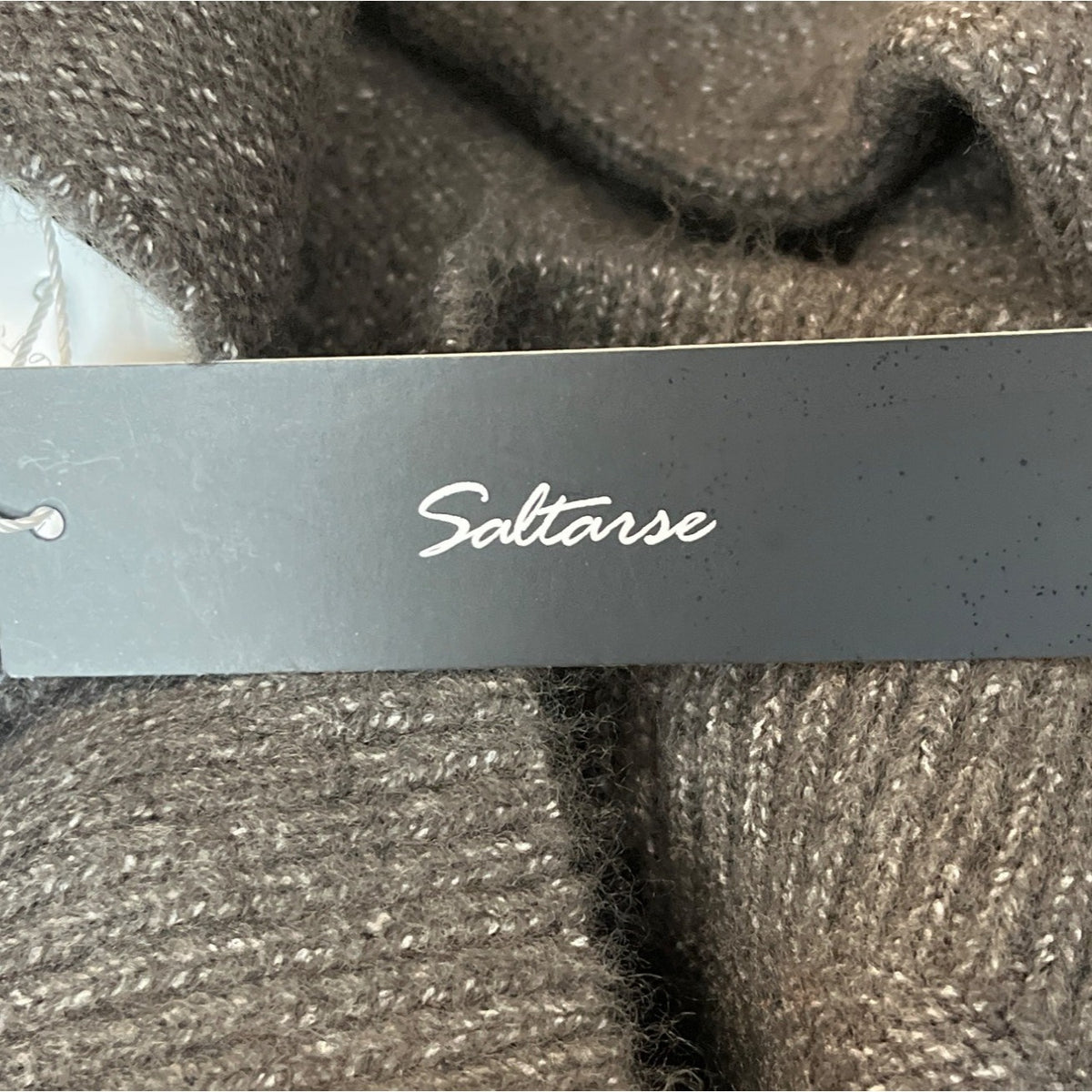 Saltarse Women's Grey V- Neck Long Sleeve Baggy Sweater One Size - New