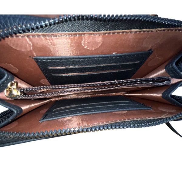 Carr Ken Women’s Black Faux Leather Metal Frame Kisslock Closure Crossbody Bag