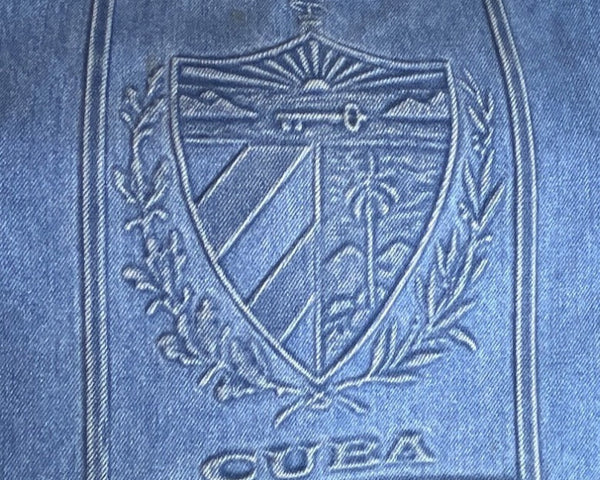 Little Havana Women's Blue Cuban Coat Of Arms Fold Over Messenger Bag - NWT