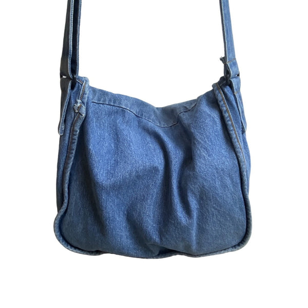 Little Havana Women's Blue Cuban Coat Of Arms Fold Over Messenger Bag - NWT