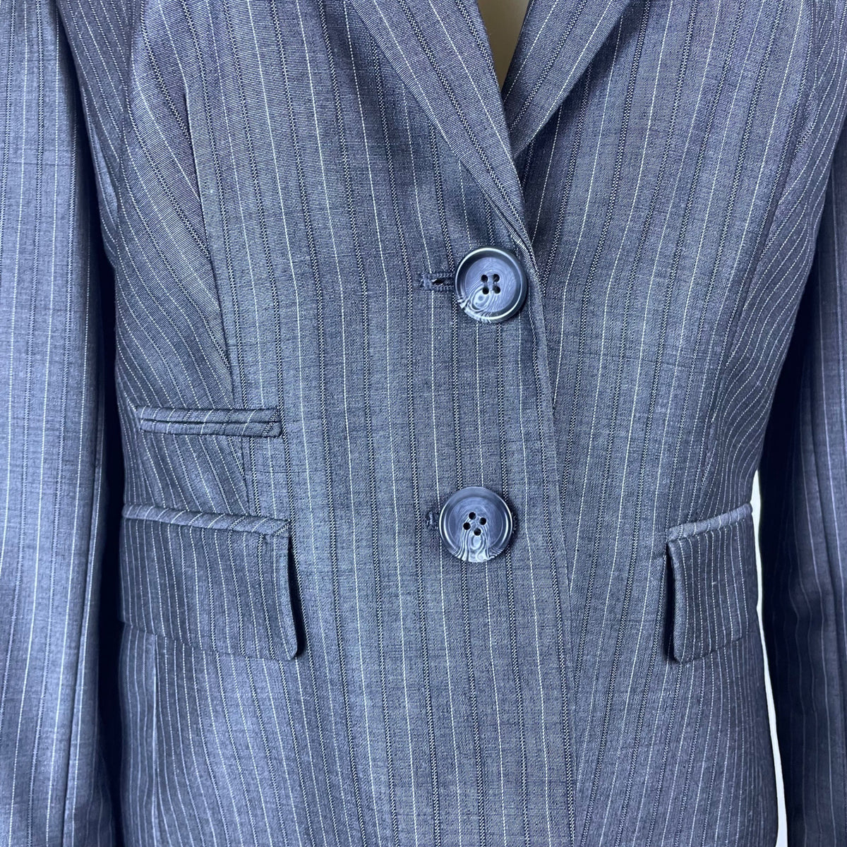 Ann Taylor Loft Womens Gray Pinstripe Rayon & Wool Blazer Two Button Size 4P