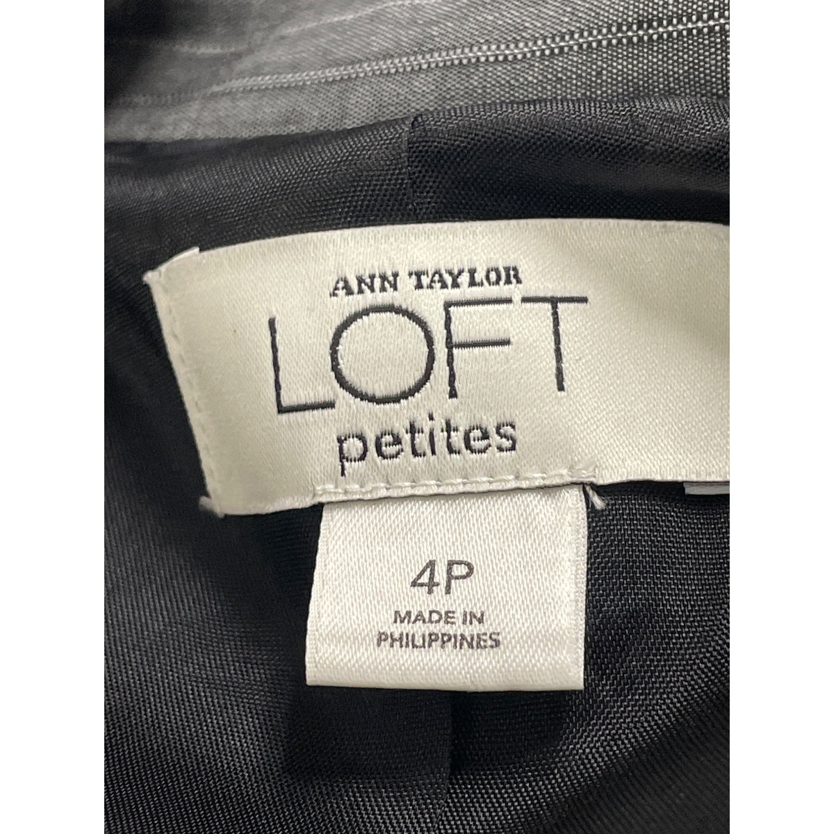 Ann Taylor Loft Womens Gray Pinstripe Rayon & Wool Blazer Two Button Size 4P