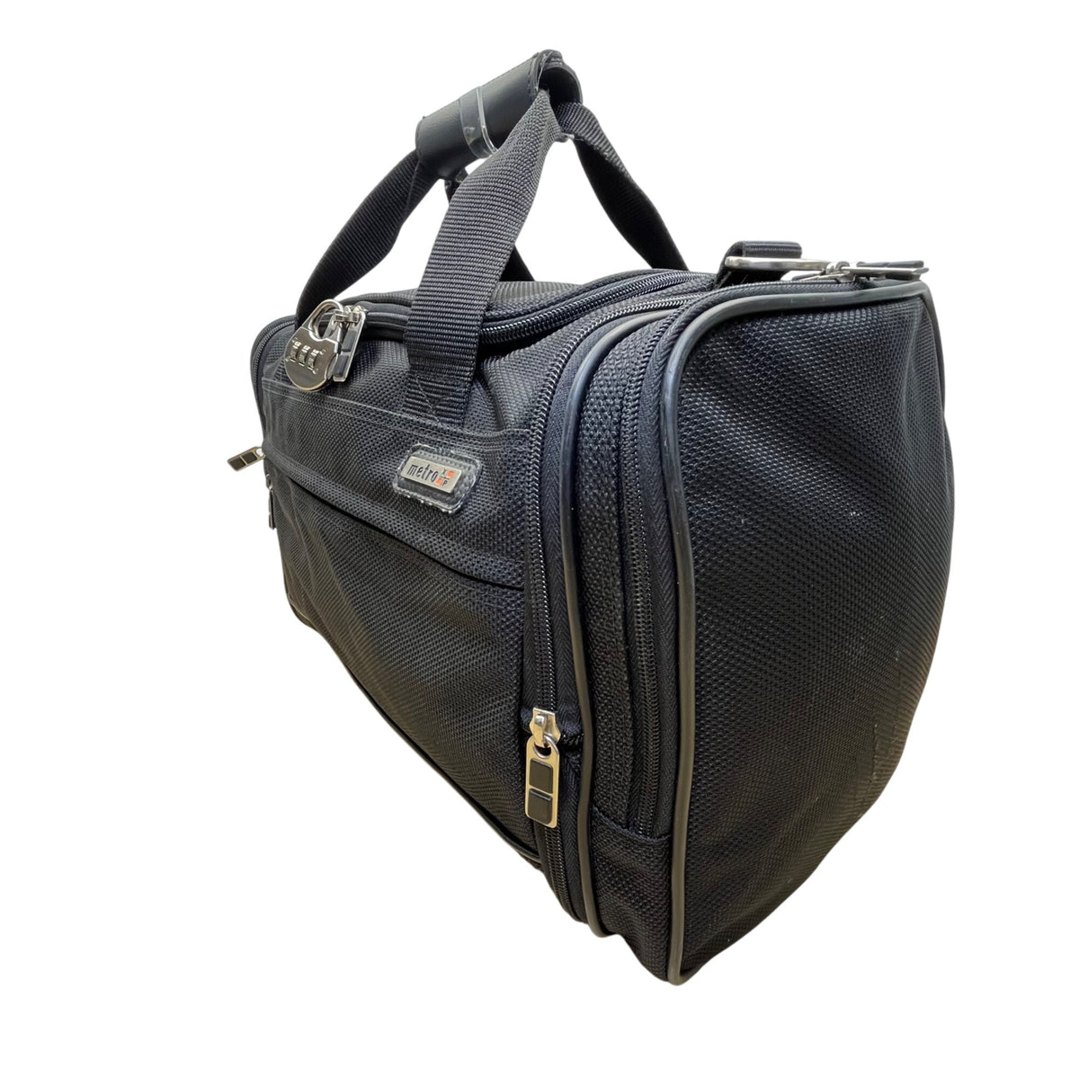 Metro XP Men’s Black Nylon Multi-Compartment Lock Secure Zip Travel Duffel Bag