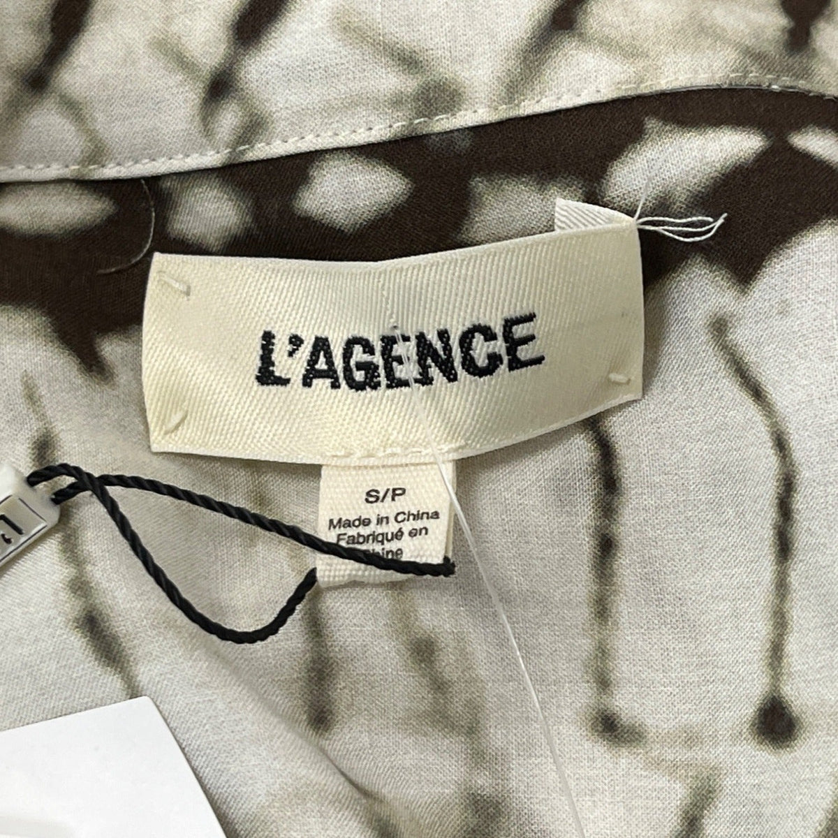 L’Agence Womens Long Sleeve Button-Up Blouse Size S Ivory/Black Print- NEW
