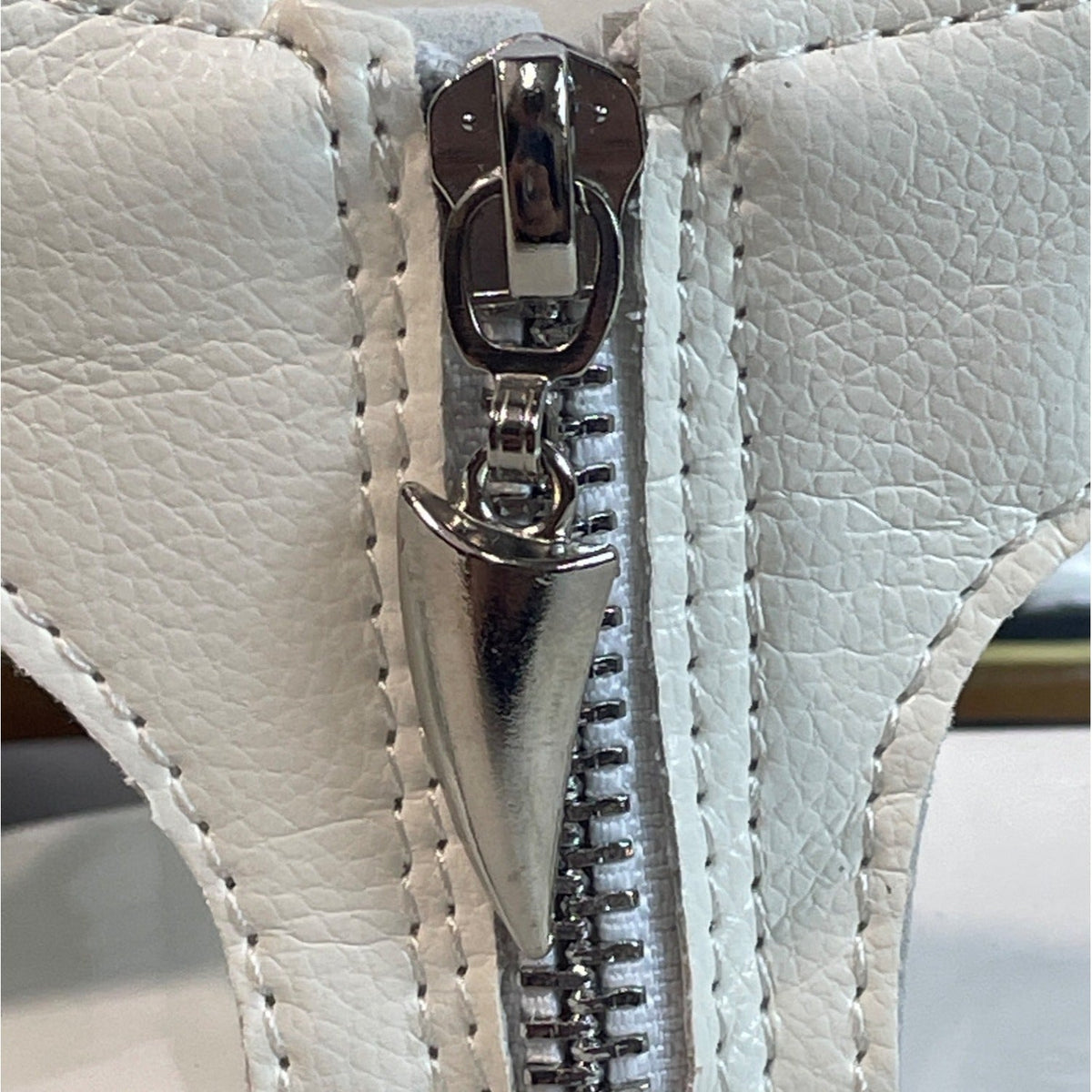 Shoes Vip Women's White Wedge Sandals Sz 40 (9.5 US)