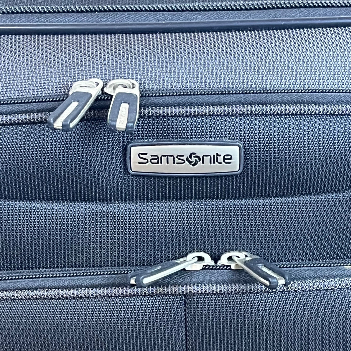 Samsonite Black Nylon Spinner 4-Wheel Expandable Telescopic Handle Luggage