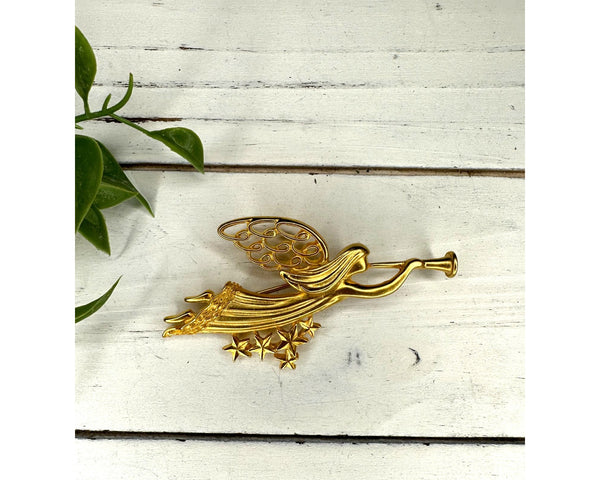 Signed Gold Crown Inc Gold Tone Angel Christmas Brooch Pin